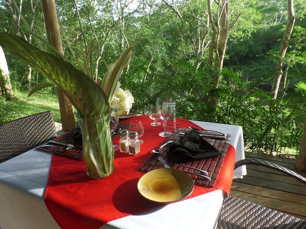 Mystic River Resort San Ignacio Exterior foto